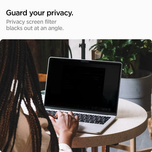 Spigen MacBook Air 13-inch SafeView privacy screen - Transparency - image 3