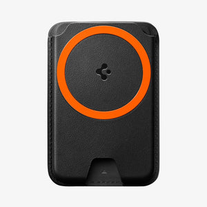 Front view of the Spigen Valentinus MagFit+ Black five-card wallet