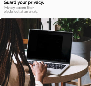 Spigen MacBook Pro 16-inch SafeView privacy screen - Transparency - image 3
