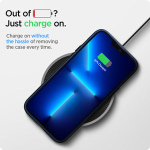 Spigen Liquid Air case for iPhone 13 Pro in Navy Blue – wireless charging with the case installed